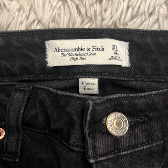 Abercrombie and Fitch 90s relaxed jeans - Picture 3 of 3